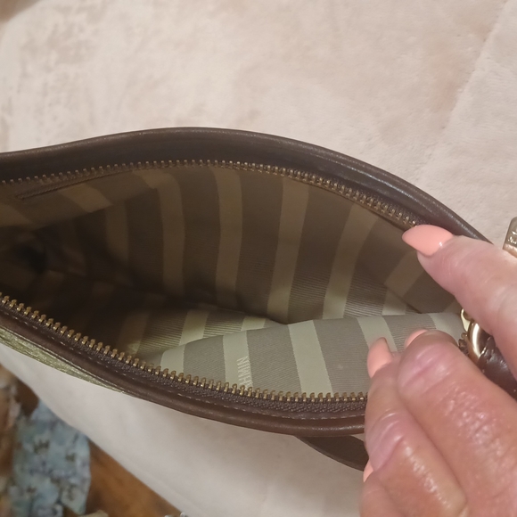 Adorable Brahmin purse - Picture 7 of 8